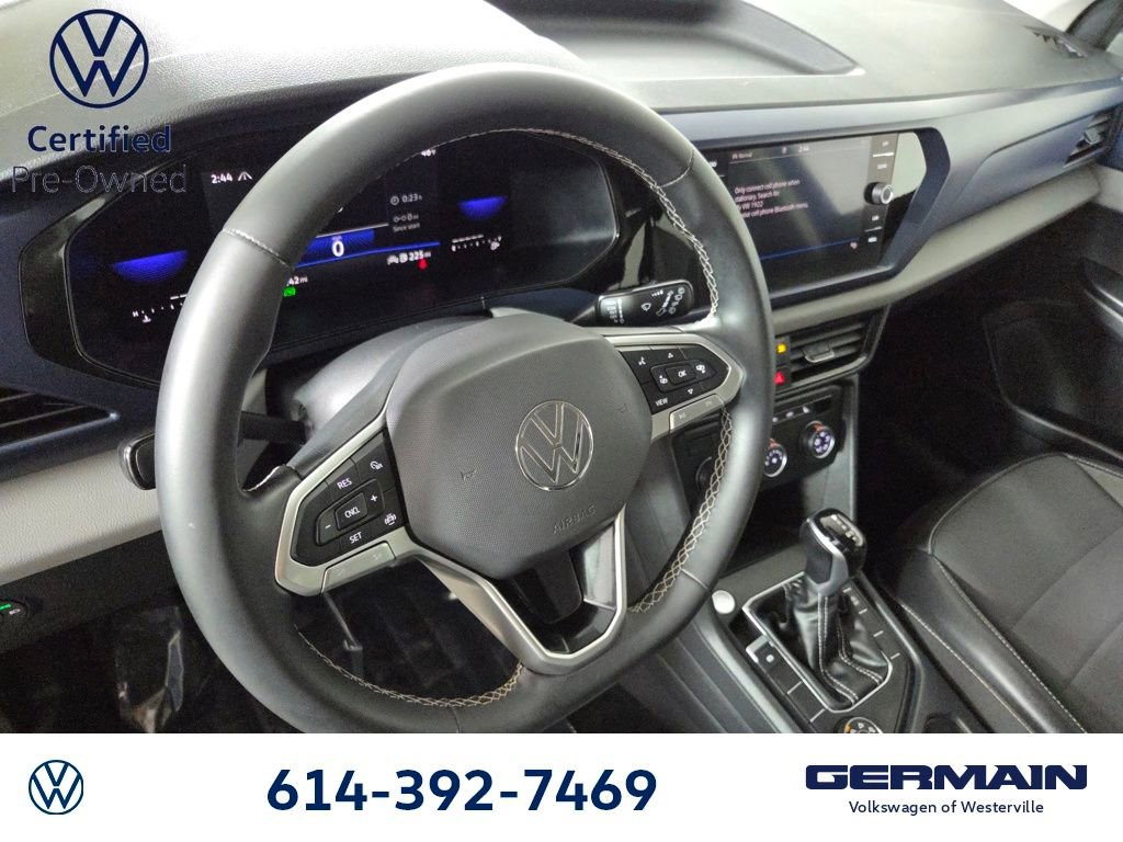 Certified 2022 Volkswagen Taos SE image 17