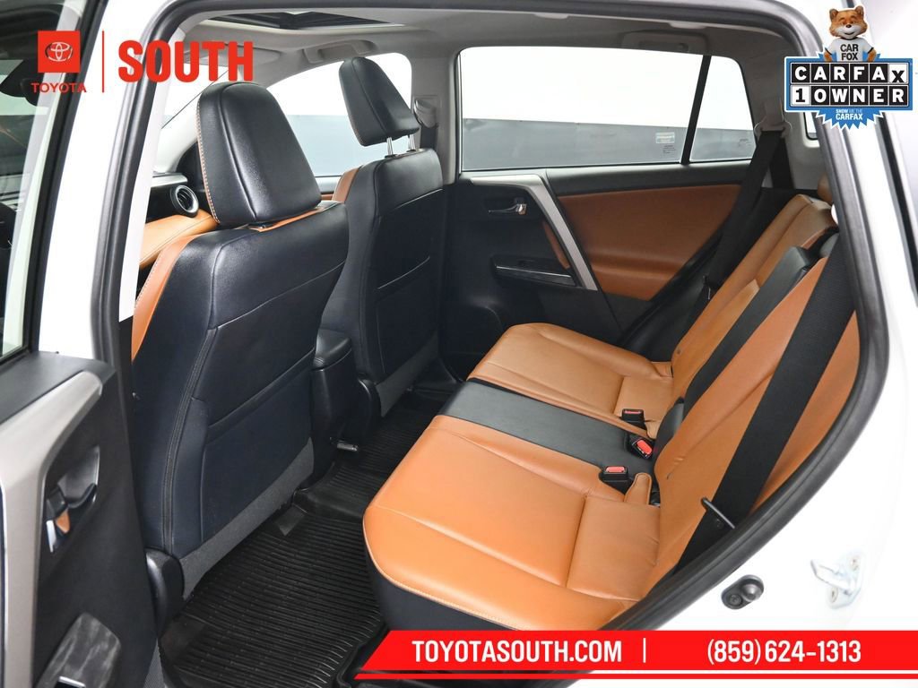 Used 2017 Toyota RAV4 Platinum image 13