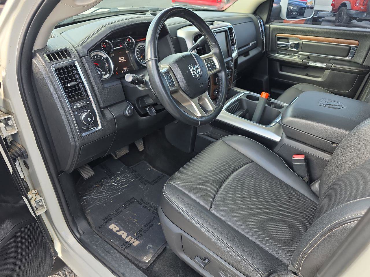 Used 2016 RAM 2500 Laramie w/ Sport Appearance Group image 4