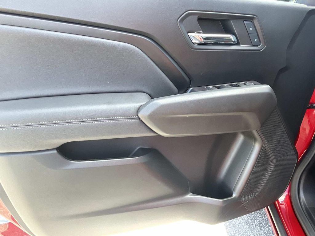 Used 2024 Chevrolet Colorado LT w/ LT Convenience Package II RWD image 15