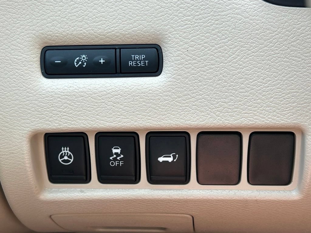 Used 2016 Nissan Murano Platinum w/ Platinum Technology Package FWD image 31