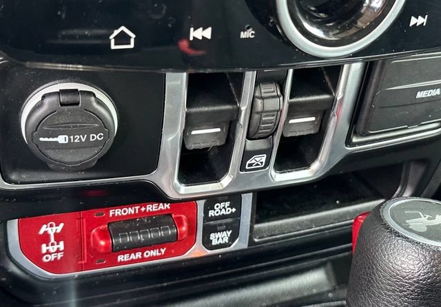 Used 2021 Jeep Wrangler Unlimited Rubicon AWD/4WD image 29