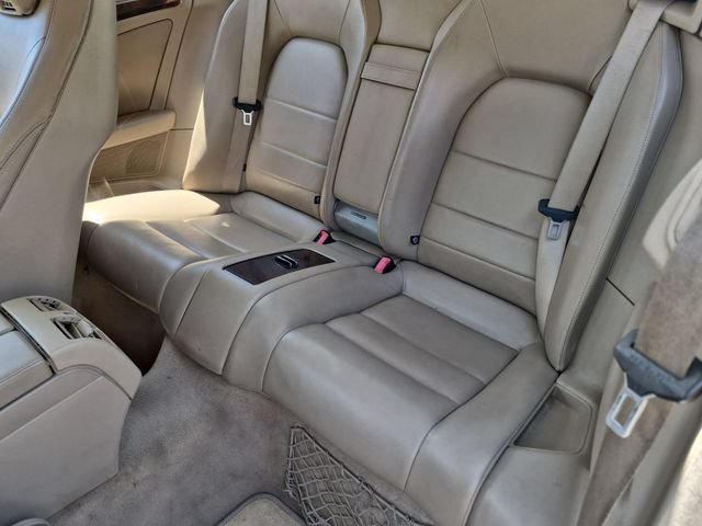 Used 2011 Mercedes-Benz E 550 Cabriolet image 21