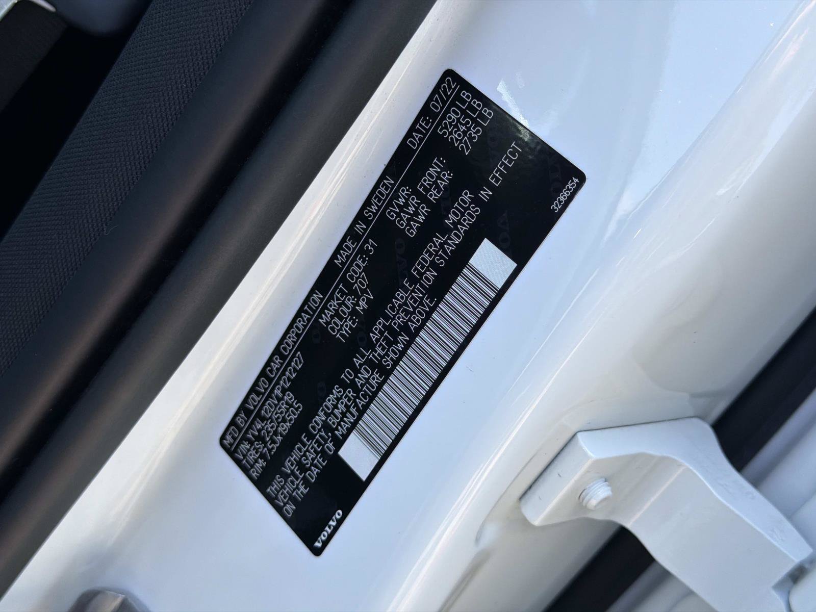 Certified 2023 Volvo XC60 B5 Core w/ Climate Package FWD image 28