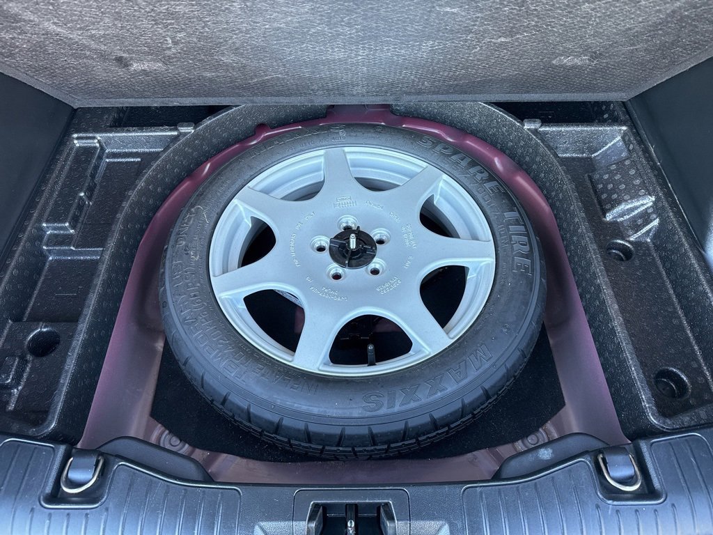 Used 2020 Ford Escape SE image 32