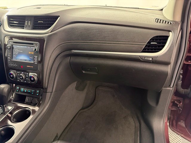Used 2017 Chevrolet Traverse LT AWD/4WD image 40