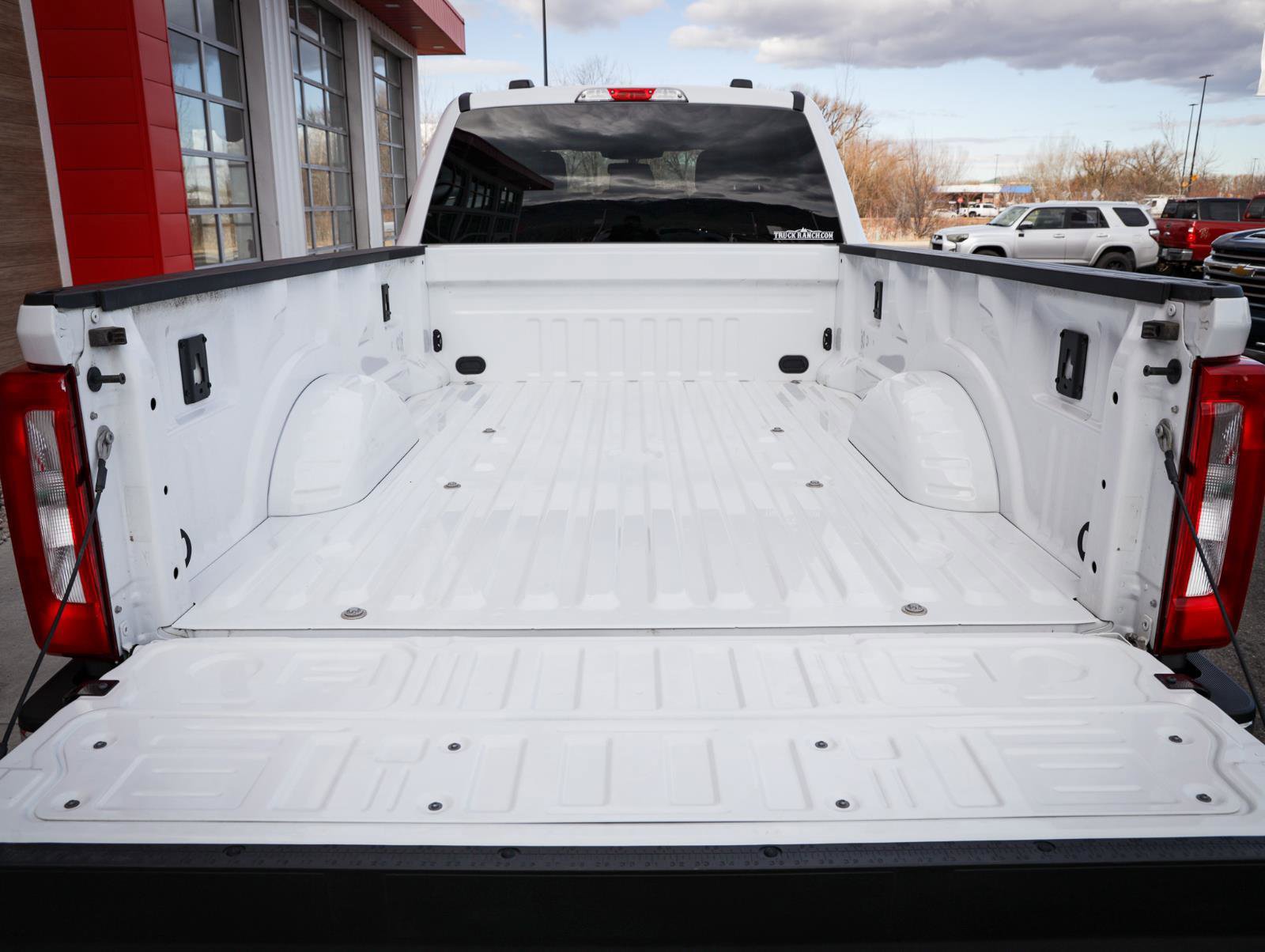 Used 2023 Ford F350 XLT w/ FX4 Off-Road Package image 5