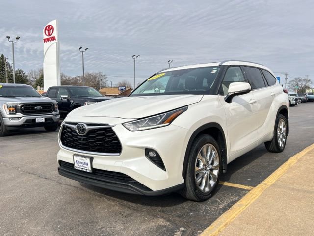 Used 2020 Toyota Highlander Limited image 7