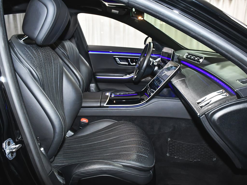 Used 2022 Mercedes-Benz S 500 4MATIC w/ AMG Line Package image 65