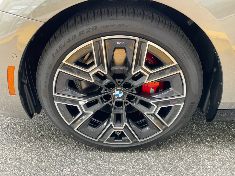 New 2027 BMW i5 xDrive40 w/ M Sport Package AWD/4WD image 27
