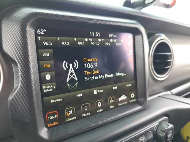 Used 2023 Jeep Gladiator Sport AWD/4WD image 27