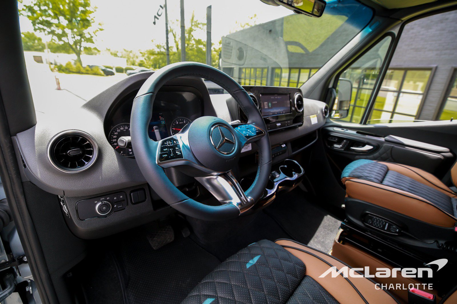New 2025 Mercedes-Benz Sprinter 3500 image 12