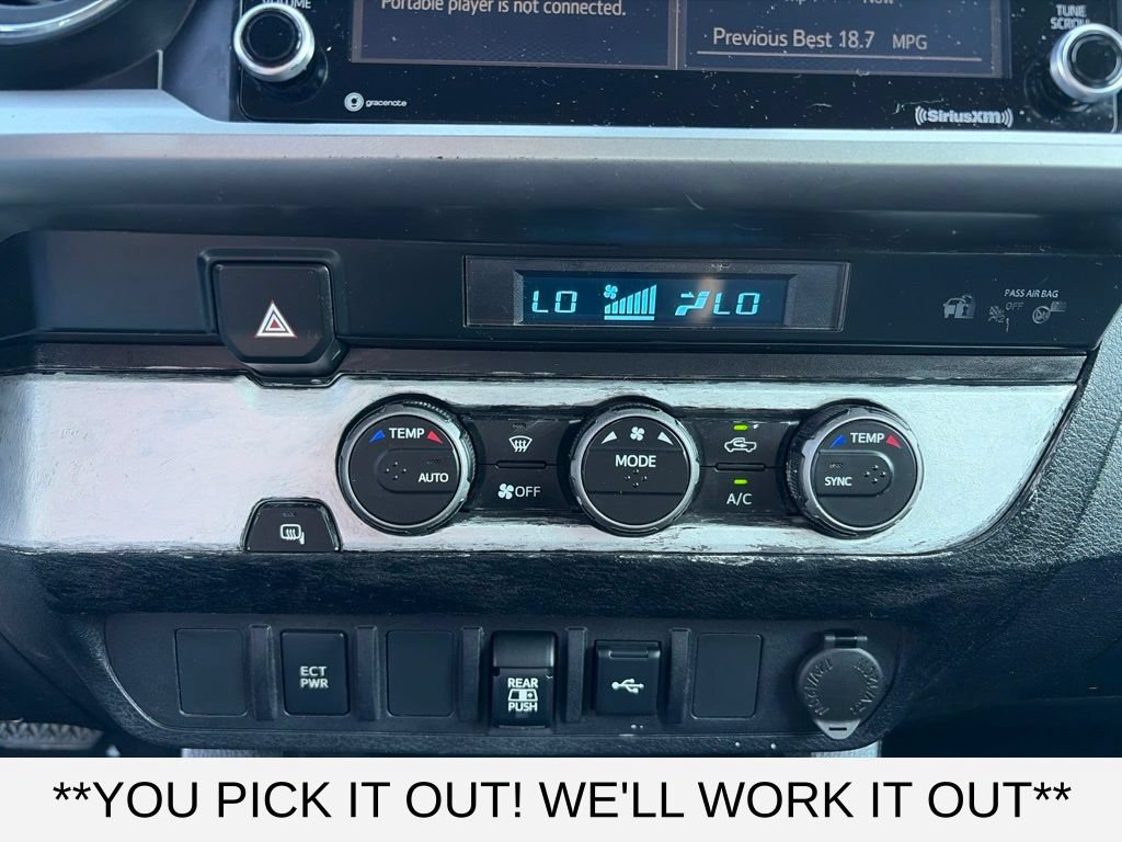 Used 2022 Toyota Tacoma SR5 RWD image 13