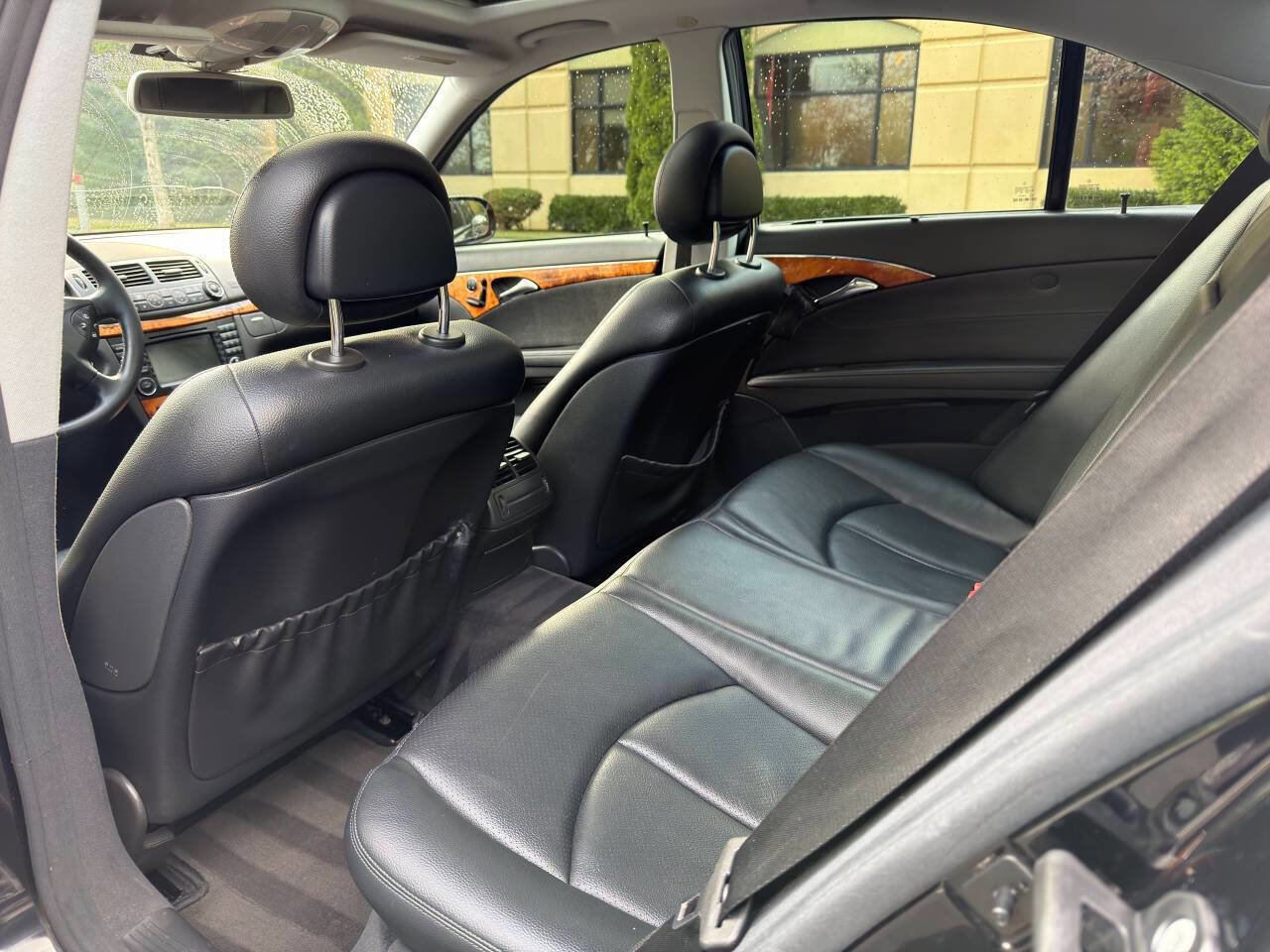 Used 2006 Mercedes-Benz E 350 Sedan image 24