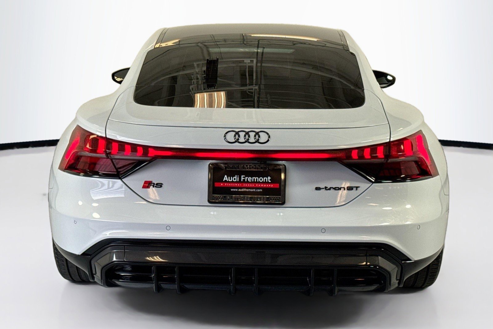 Used 2024 Audi RS e-tron GT w/ Carbon Performance Package image 6