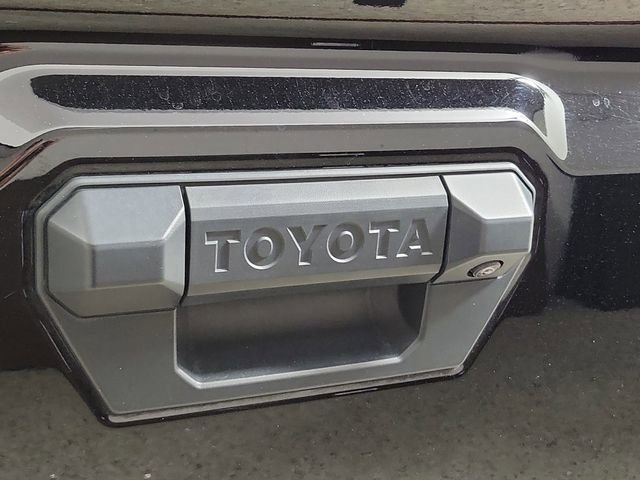 Used 2025 Toyota Tacoma SR RWD image 9