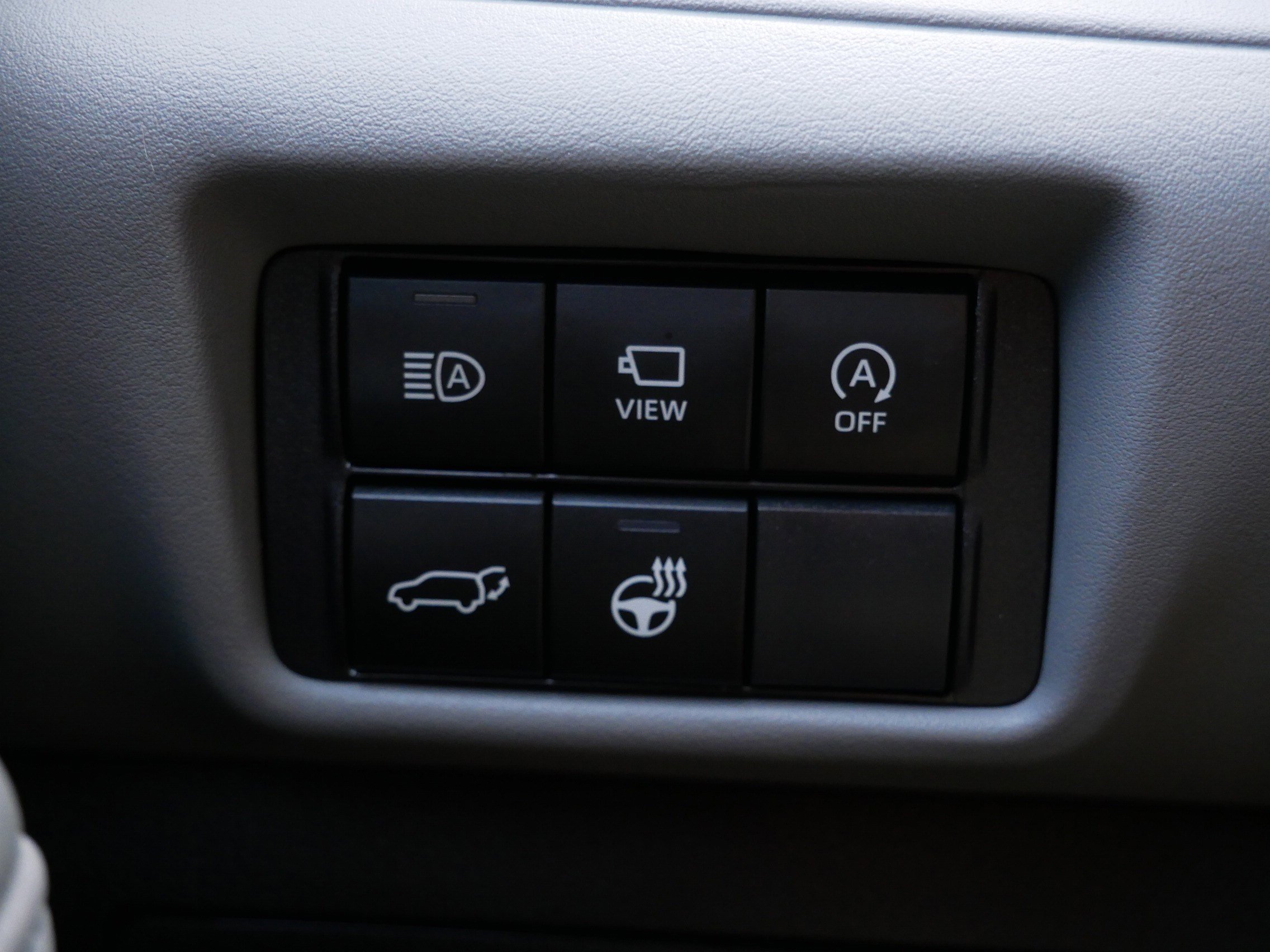 Used 2024 Toyota Highlander Limited image 26