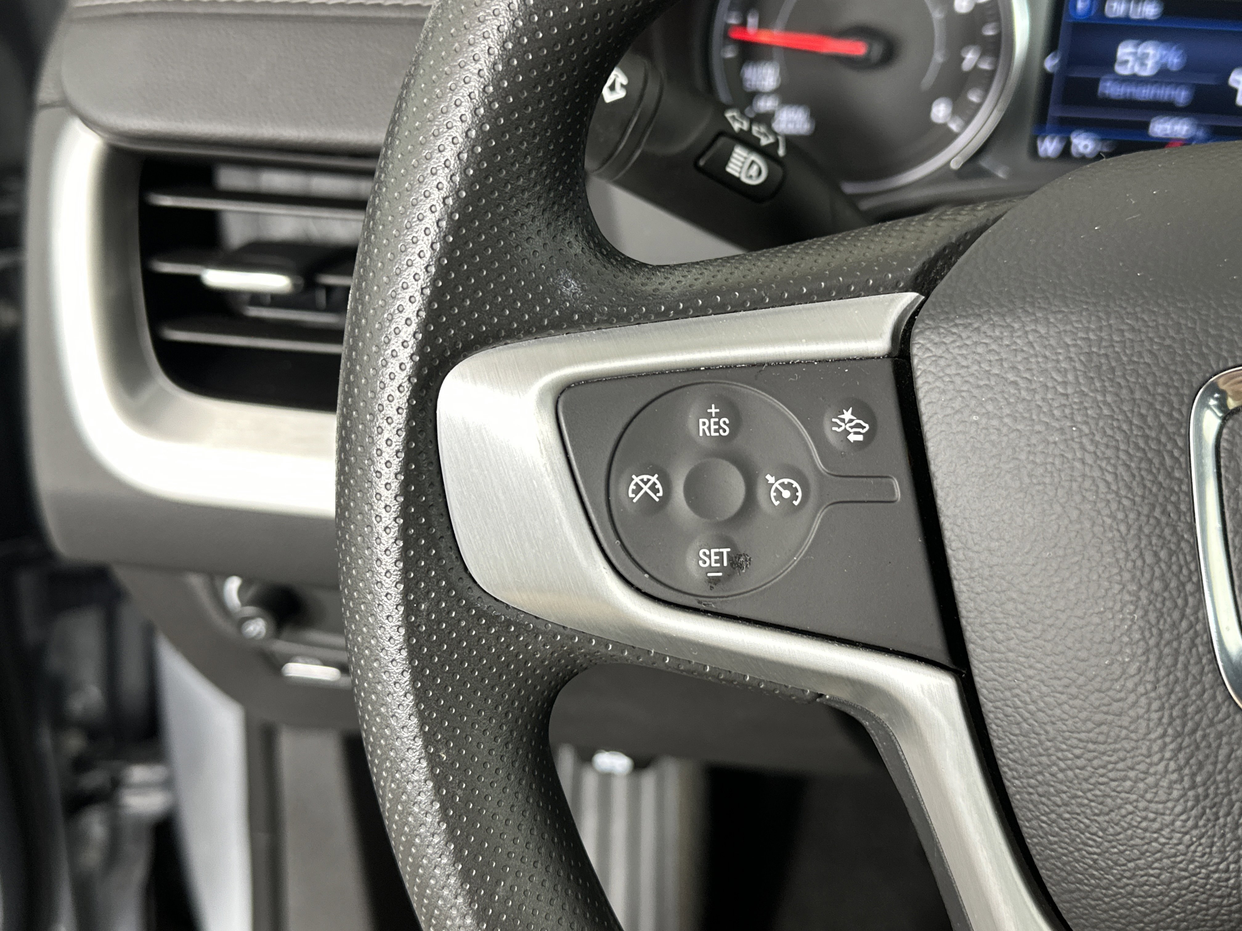 Used 2023 GMC Terrain SLE image 27