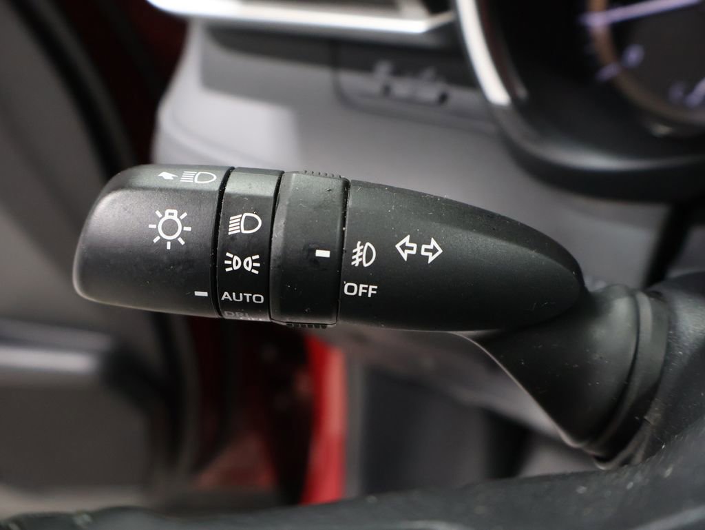 Used 2024 Toyota Highlander XLE image 38