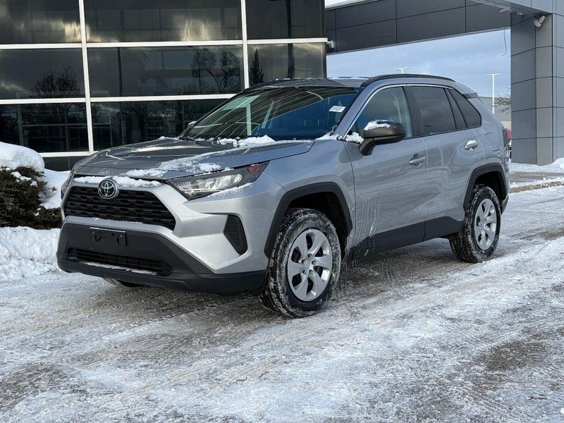Used 2020 Toyota RAV4 LE w/ Carpet Mat Package image 7