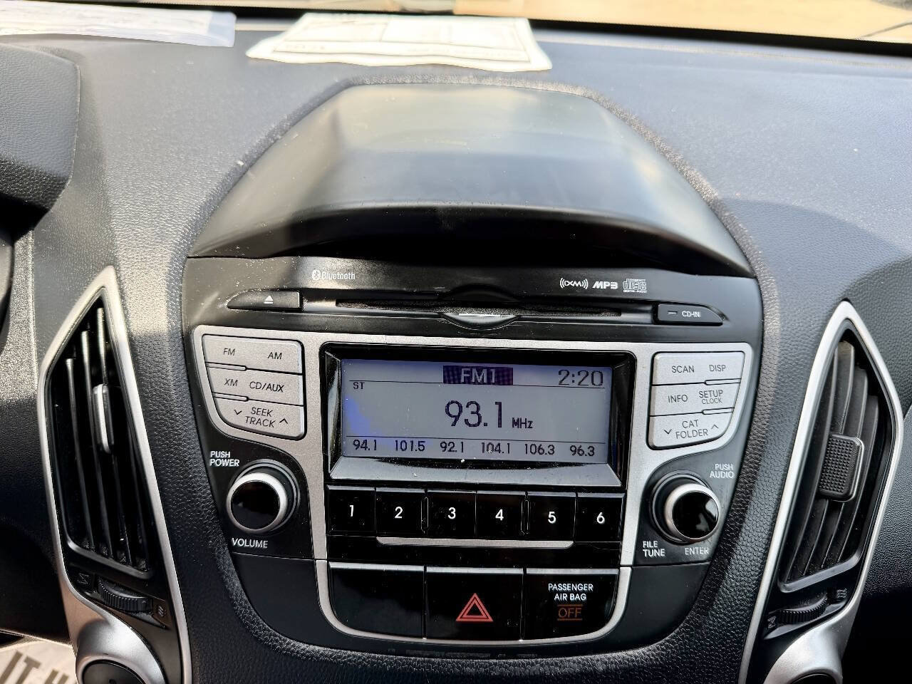 Used 2011 Hyundai Tucson GLS AWD/4WD image 41