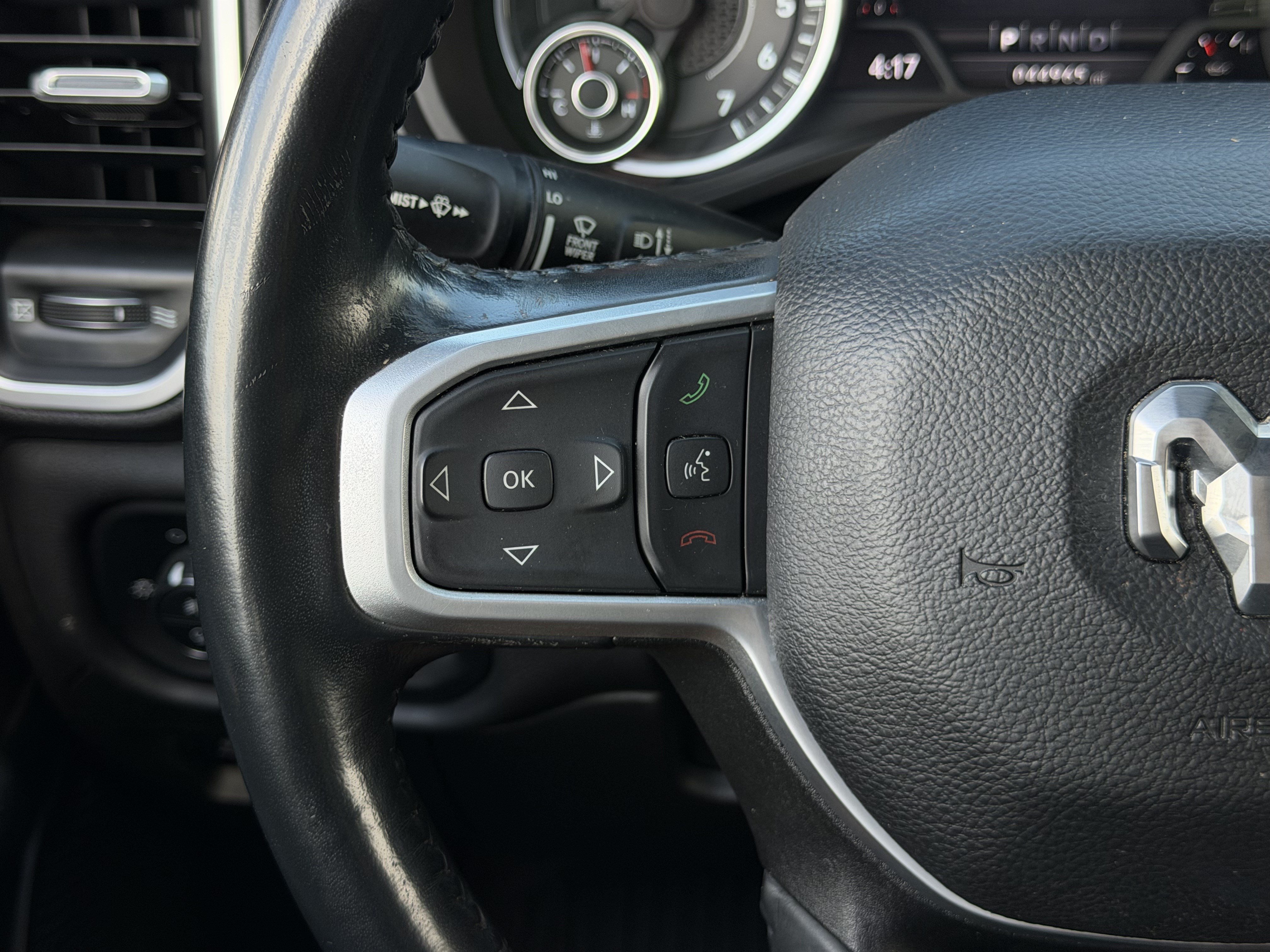 Used 2023 RAM 1500 Big Horn AWD/4WD image 17
