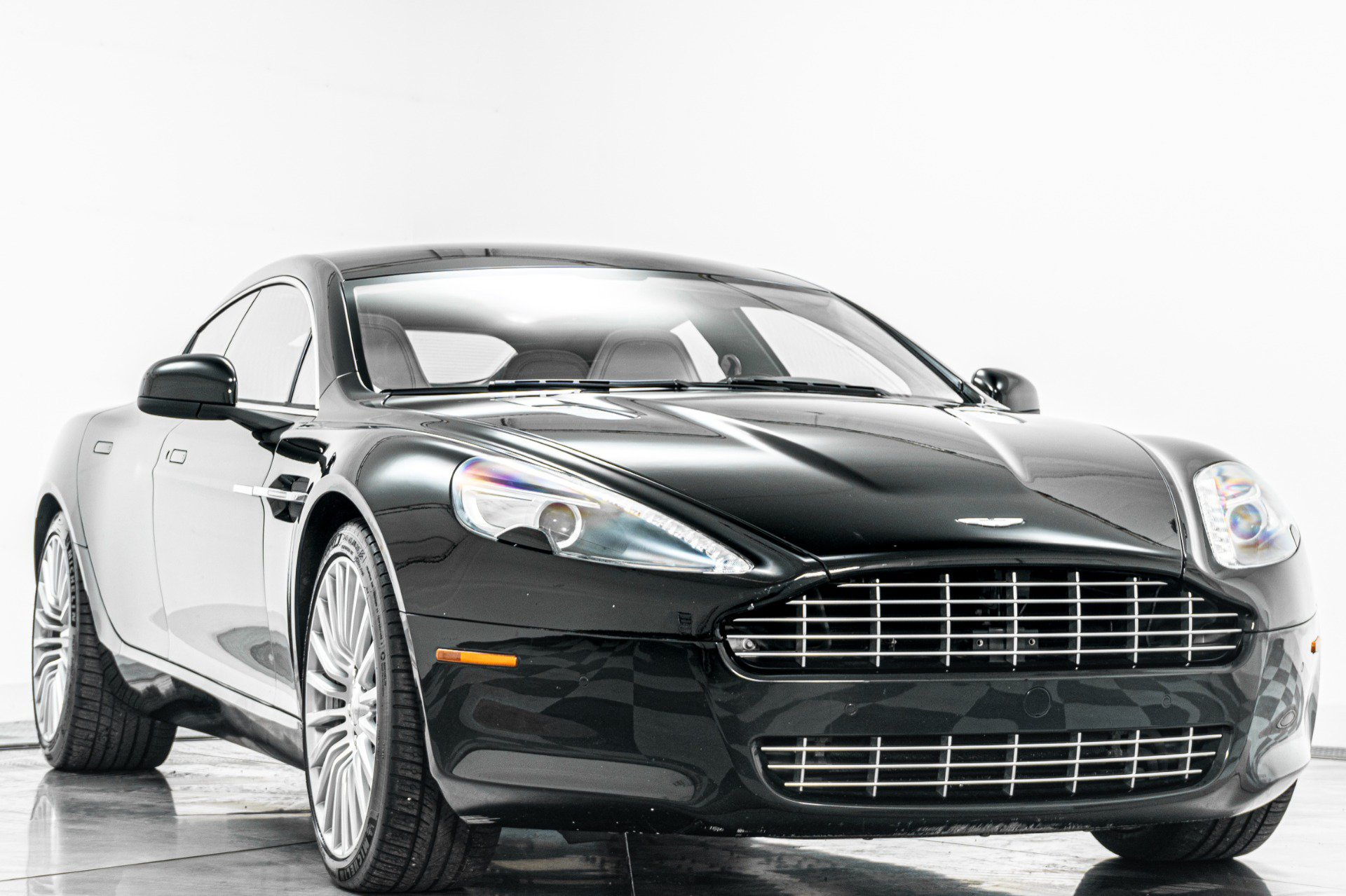 Used 2012 Aston Martin Rapide RWD image 3