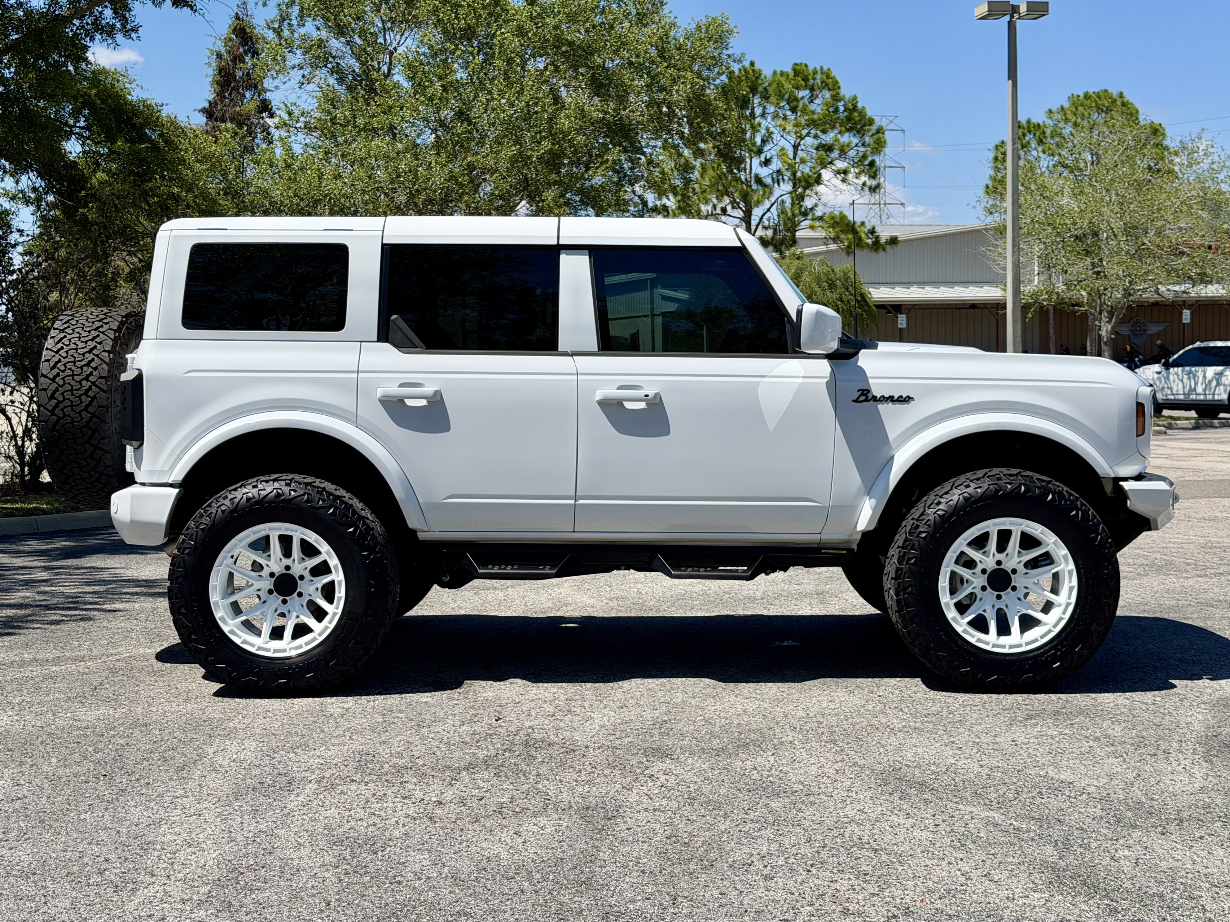 Used 2025 Ford Bronco Big Bend AWD/4WD image 8