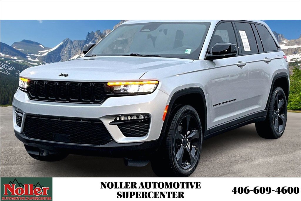 Used 2025 Jeep Grand Cherokee Limited w/ Black Appearance Package image 1