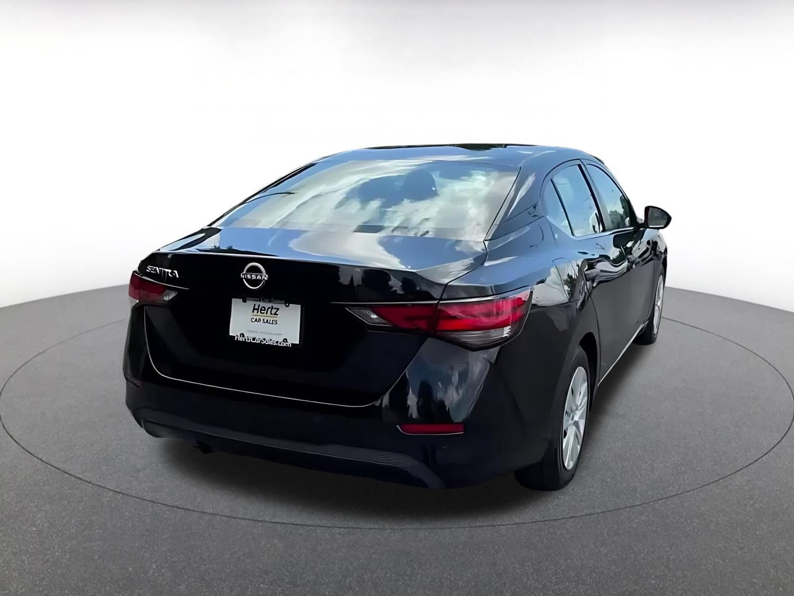 Used 2025 Nissan Sentra S FWD image 15