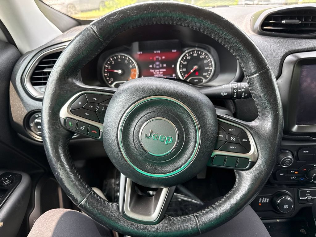 Used 2021 Jeep Renegade Limited w/ Trailer Tow Group AWD/4WD image 2