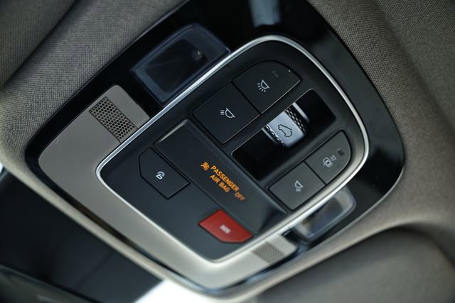 Used 2023 Hyundai Santa Fe Limited AWD/4WD image 41