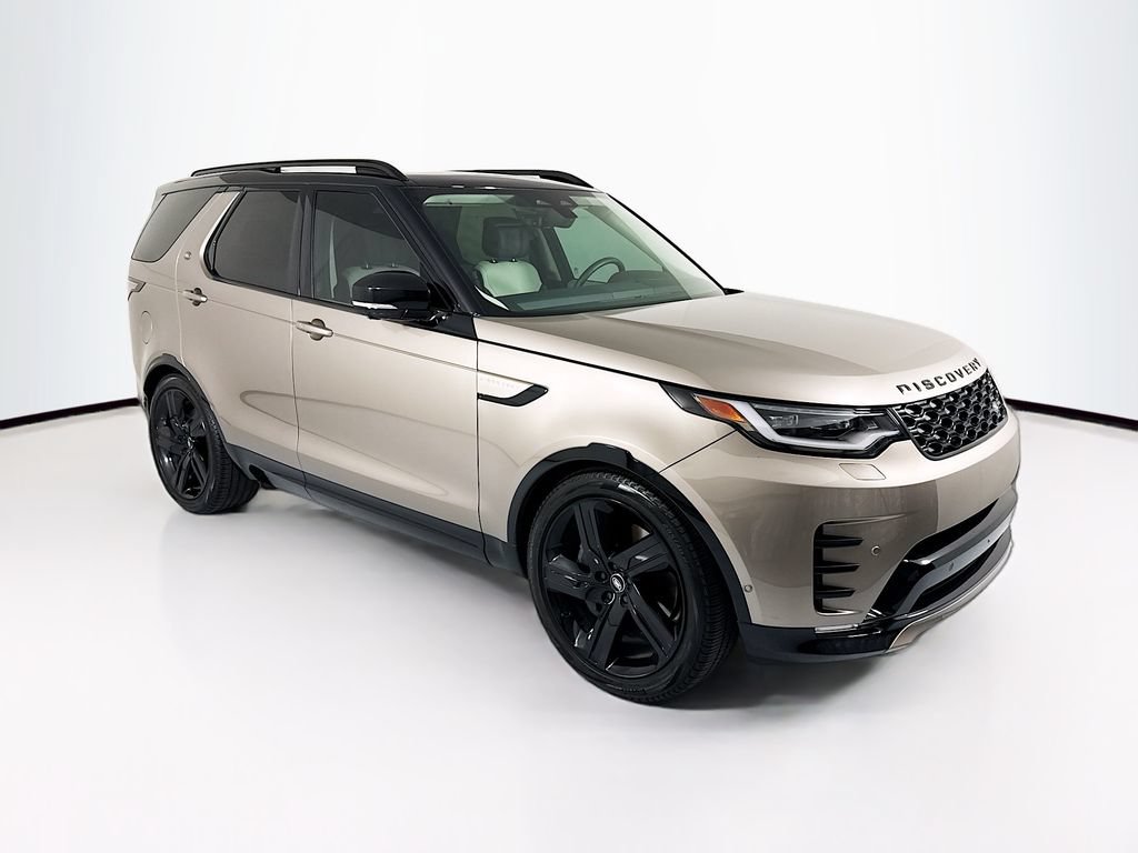 Used 2025 Land Rover Discovery Dynamic SE AWD/4WD image 3