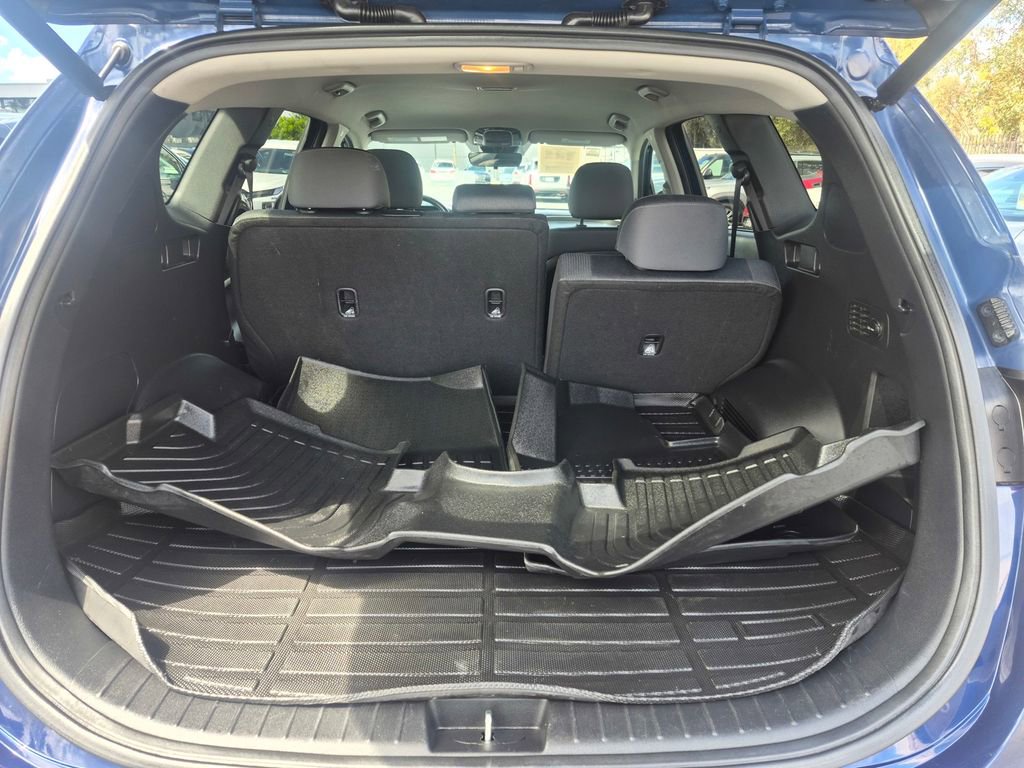 Used 2023 Hyundai Santa Fe SEL image 16