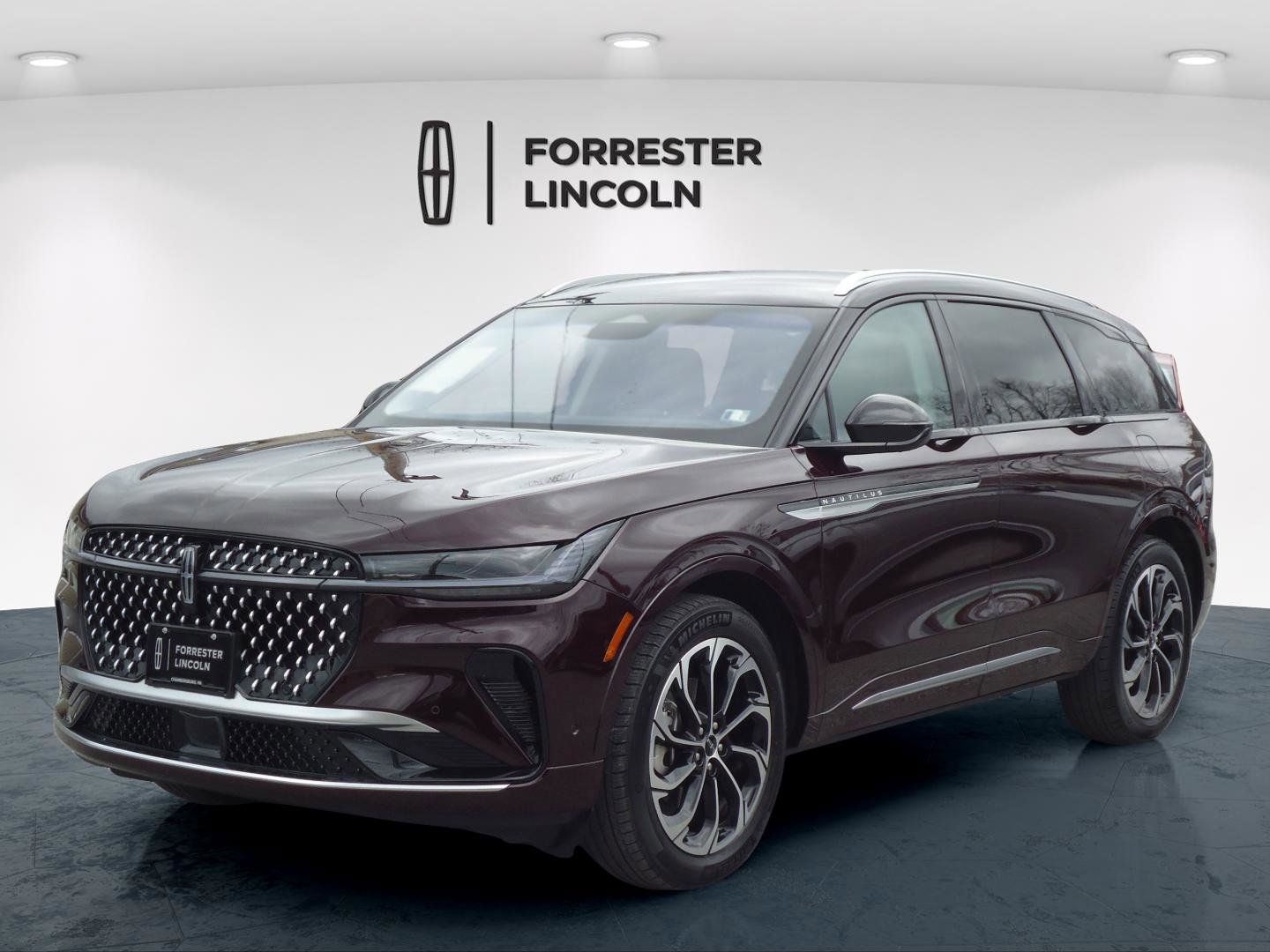 Used 2024 Lincoln Nautilus Reserve AWD/4WD image 7