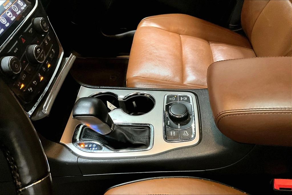 Used 2021 Jeep Grand Cherokee Overland image 18