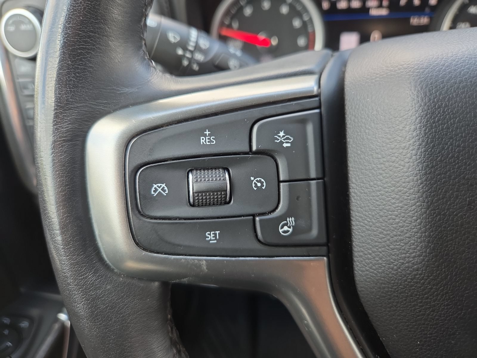 Used 2021 Chevrolet Silverado 1500 LTZ w/ Technology Package AWD/4WD image 19