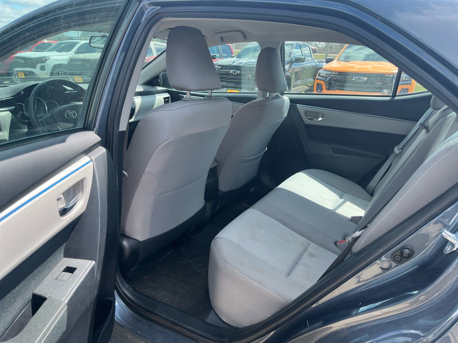 Used 2016 Toyota Corolla LE FWD image 9