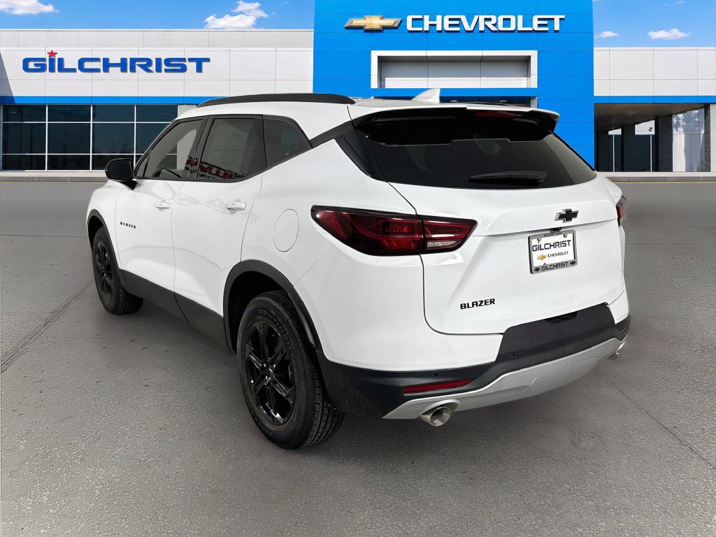 New 2026 Chevrolet Blazer LT w/ Convenience Package FWD image 6