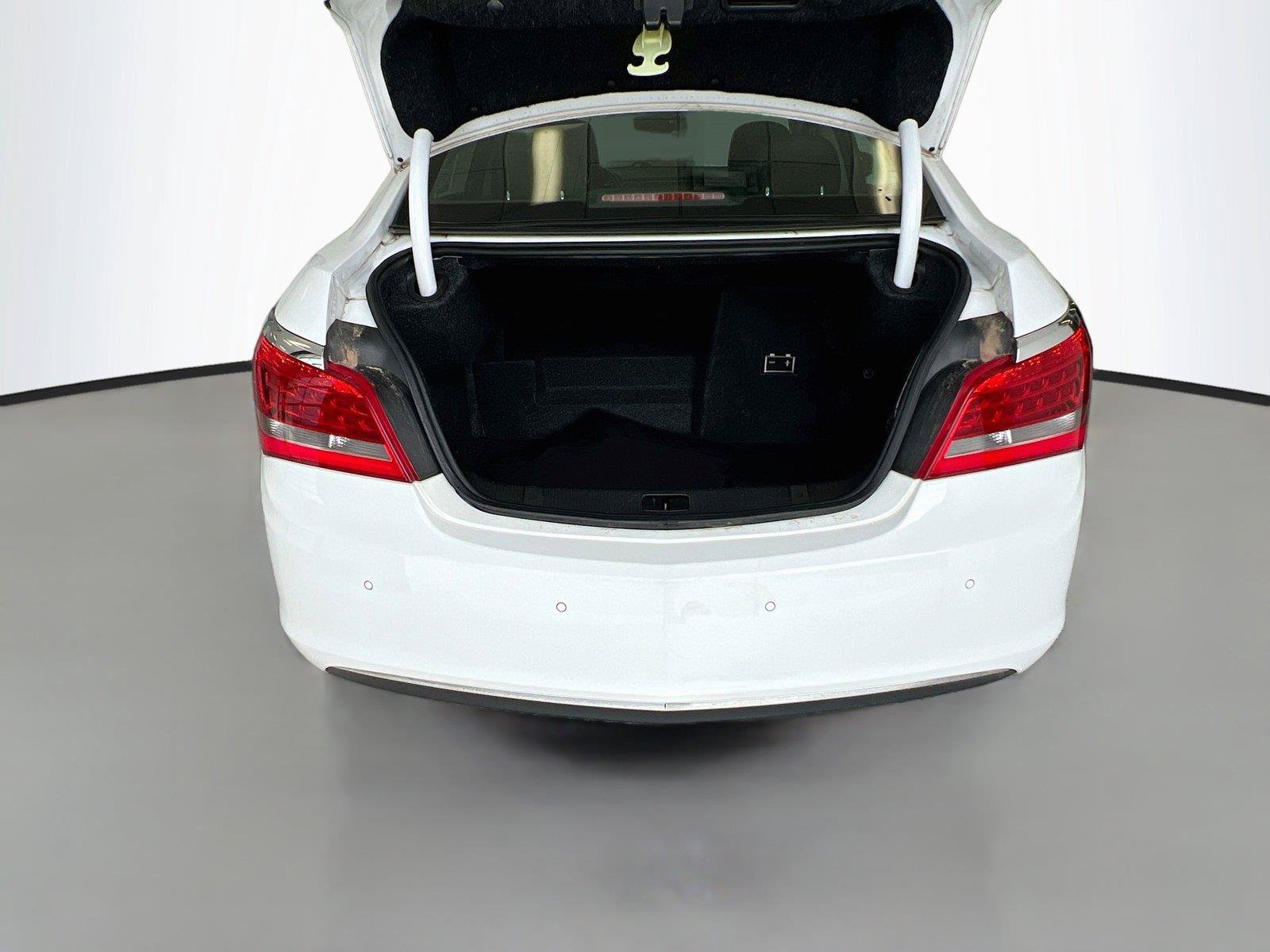 Used 2015 Buick LaCrosse Leather FWD image 25