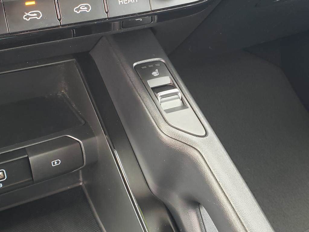 Used 2021 Kia Telluride S image 39