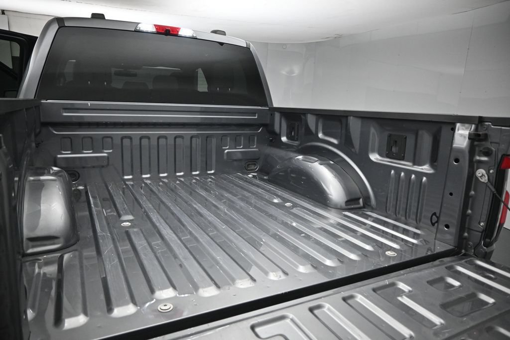 Used 2023 Ford F150 Lightning XLT AWD/4WD image 8
