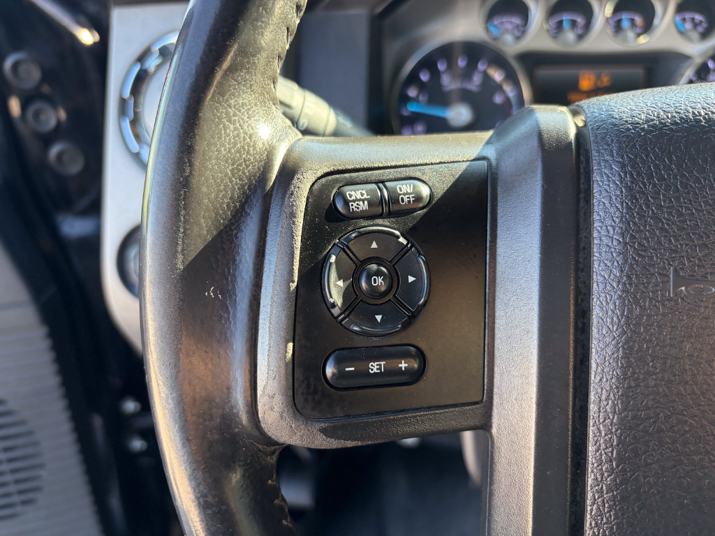 Used 2016 Ford F250 Lariat w/ Lariat Ultimate Package AWD/4WD image 24