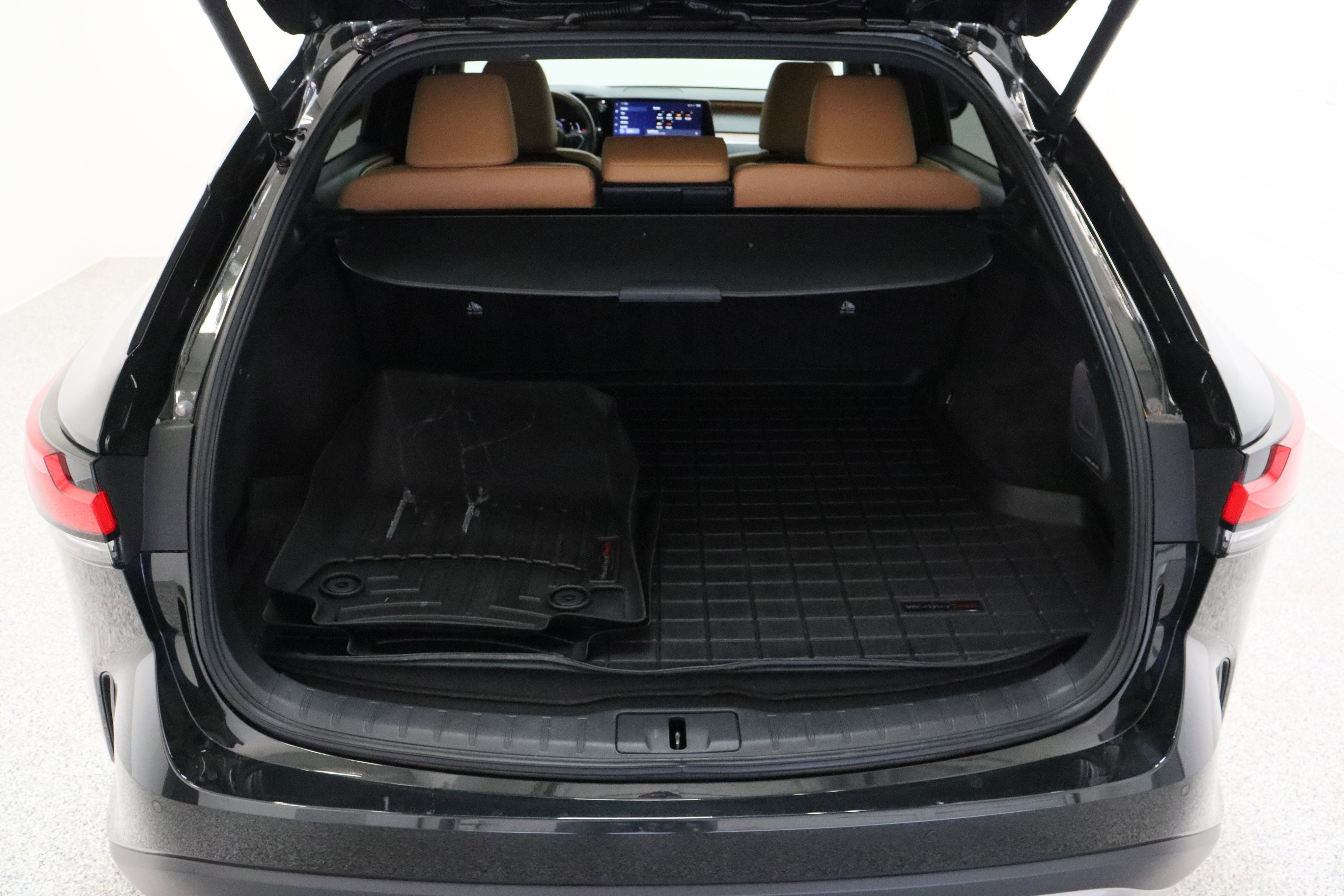 Used 2024 Lexus RX 350h w/ Convenience Package image 33