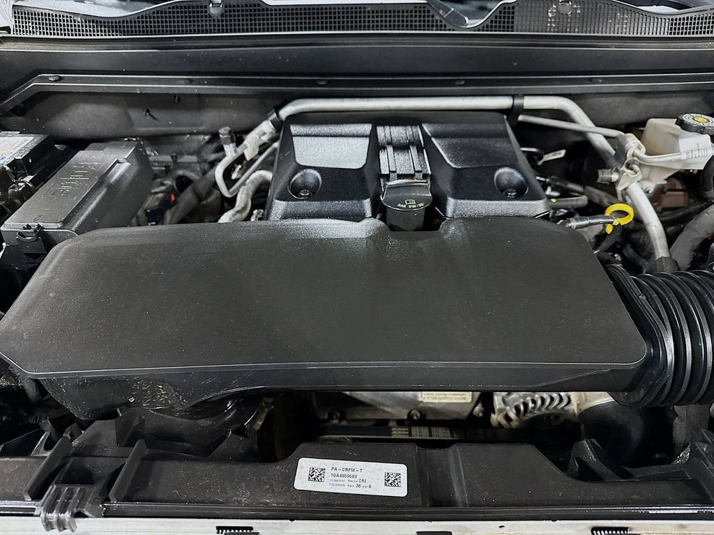 Used 2025 Chevrolet Colorado ZR2 w/ Technology Package AWD/4WD image 33