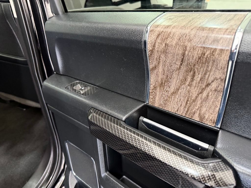 Used 2019 Ford F250 Lariat w/ Lariat Ultimate Package AWD/4WD image 27