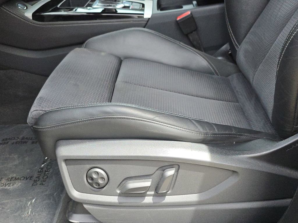 Used 2023 Audi Q5 e Premium Plus w/ Premium Plus Package AWD/4WD image 20