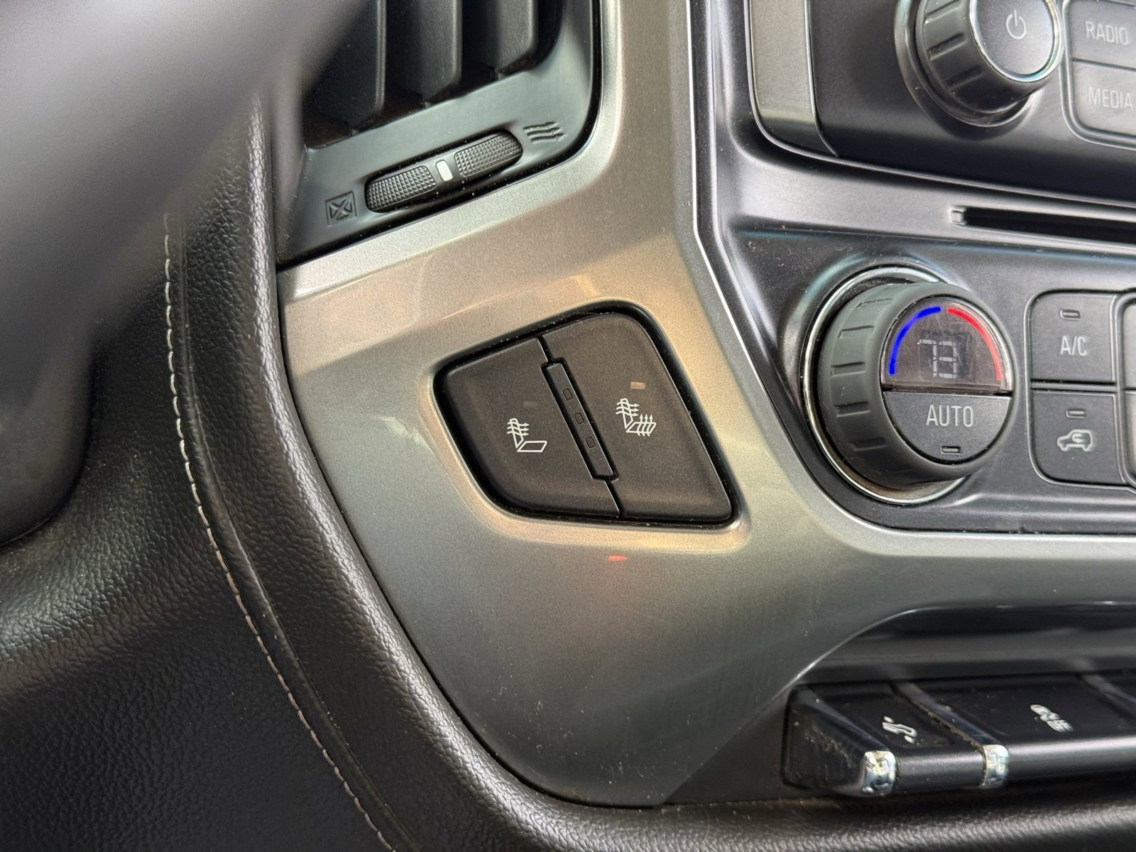 Used 2015 Chevrolet Silverado 3500 LTZ w/ Duramax Plus Package image 21