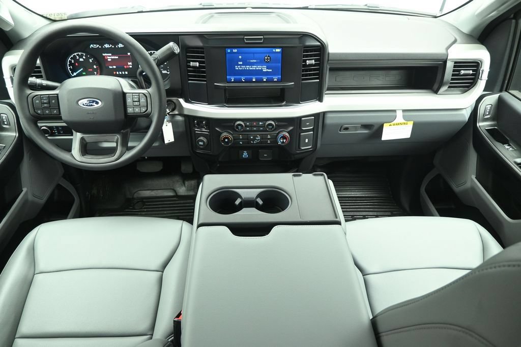 New 2026 Ford F250 XL w/ 360-Degree Camera Package RWD image 16