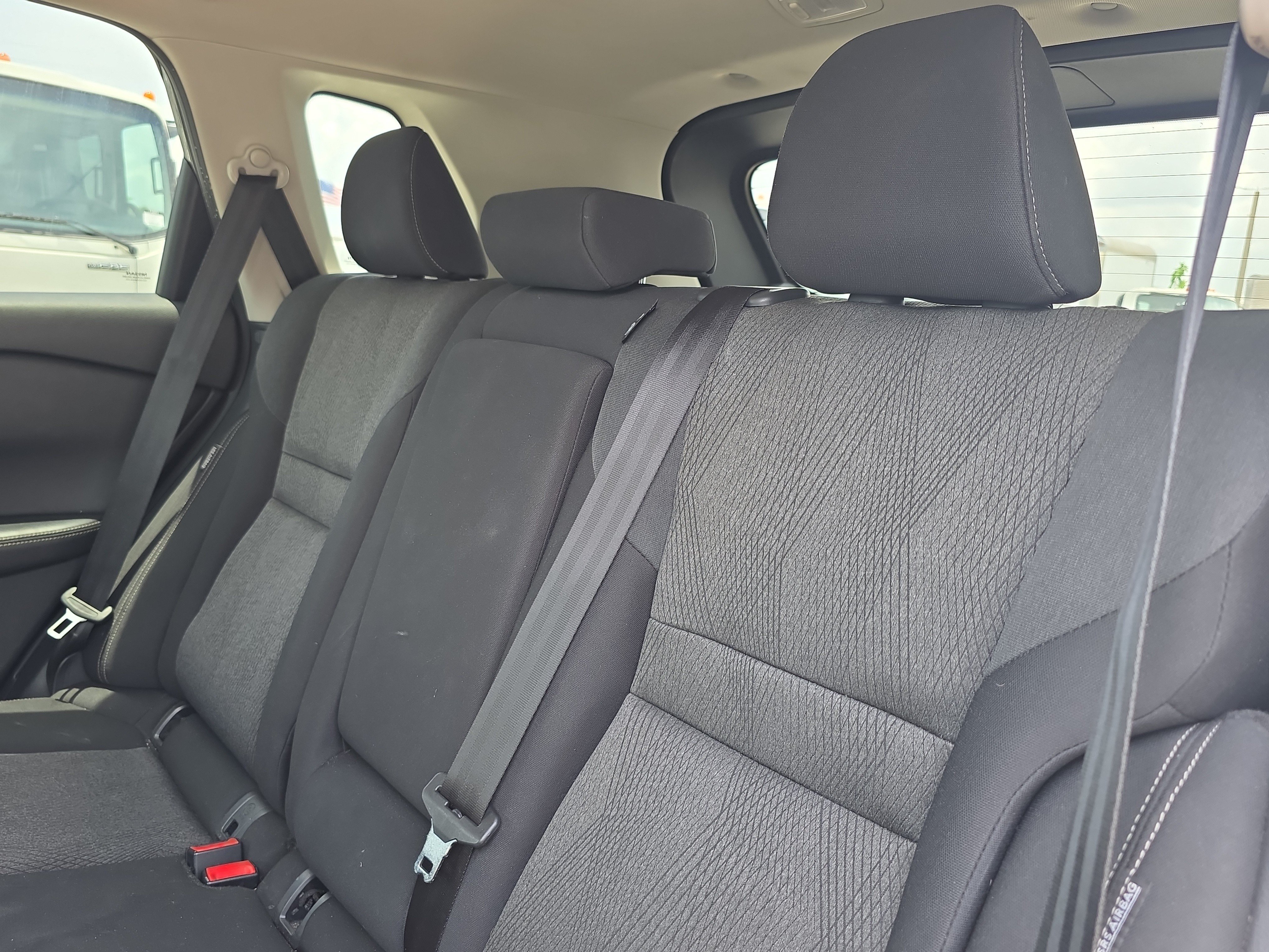 Used 2024 Nissan Rogue SV FWD image 17